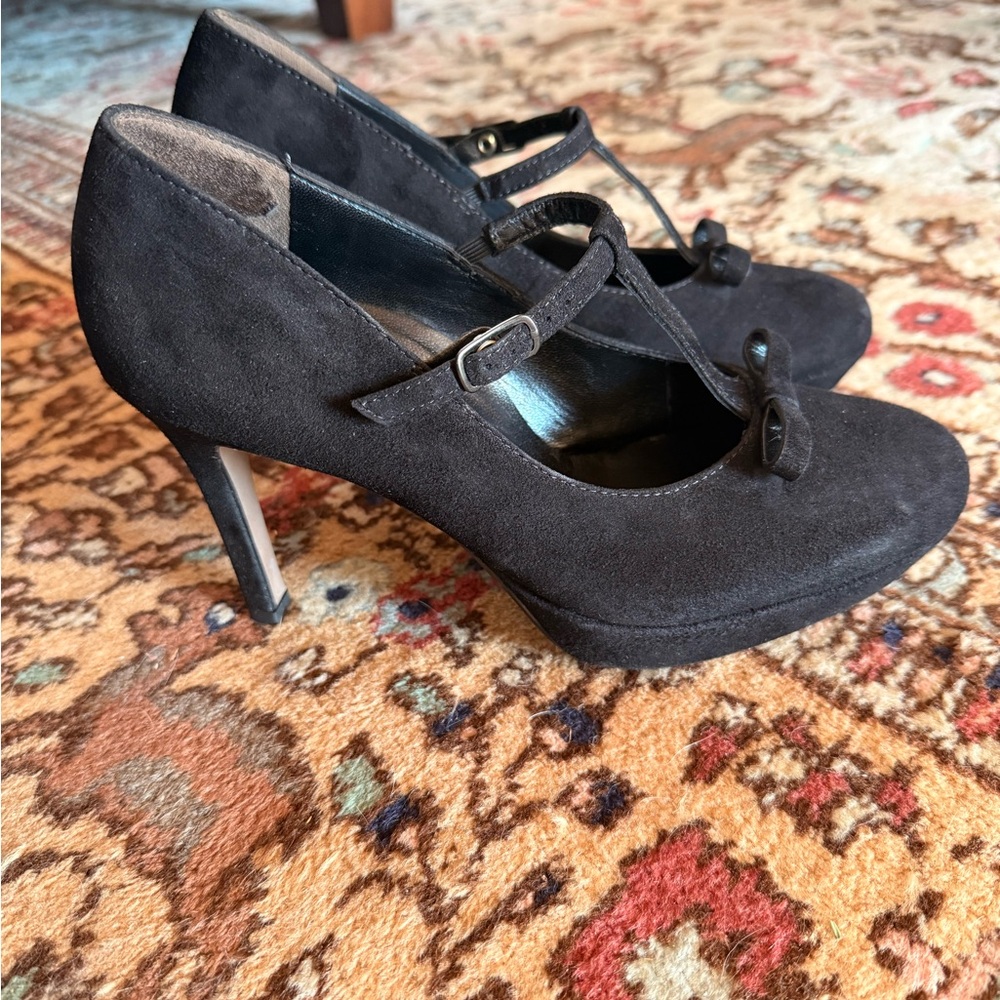 Paul Green Black Suede Women's T-Strap Heels - Picture 2 of 7